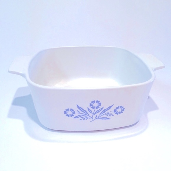Corningware Other - Vintage Corningware Blue Cornflower A-1 1/2-B Qt dish